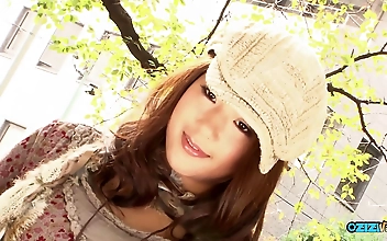 欧洲 Kiraras Shapely Hips Enjoyed with Pleasurable Toys