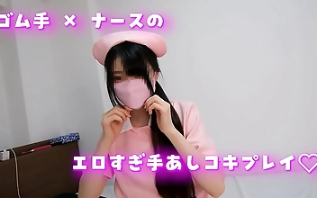 被 Adorable Japanese Sweetheart Rides Huge Cock Seductively and