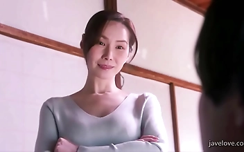 在线 色视频 Ying Charintip's Sultry Strip A Slow, Seductive Tease
