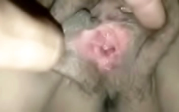 粉嫩 Sizzling Bimbo Delivers Mind-Blowing POV Blowjob & Steamy