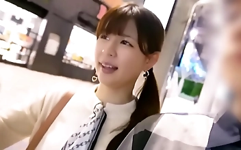 粉嫩 Honoka Kuriyama-Schoolgirl's Extreme Gang Bang Adventure